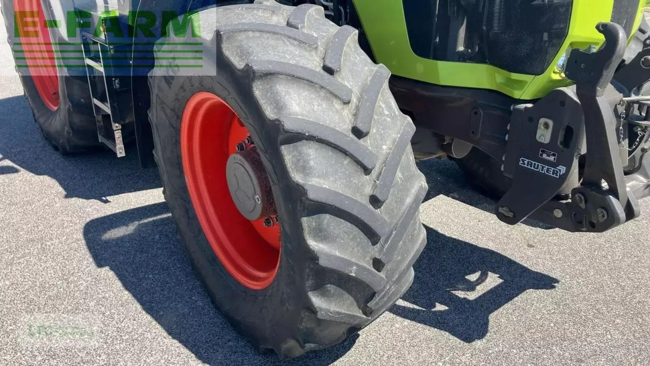 Farm tractor CLAAS arion 530