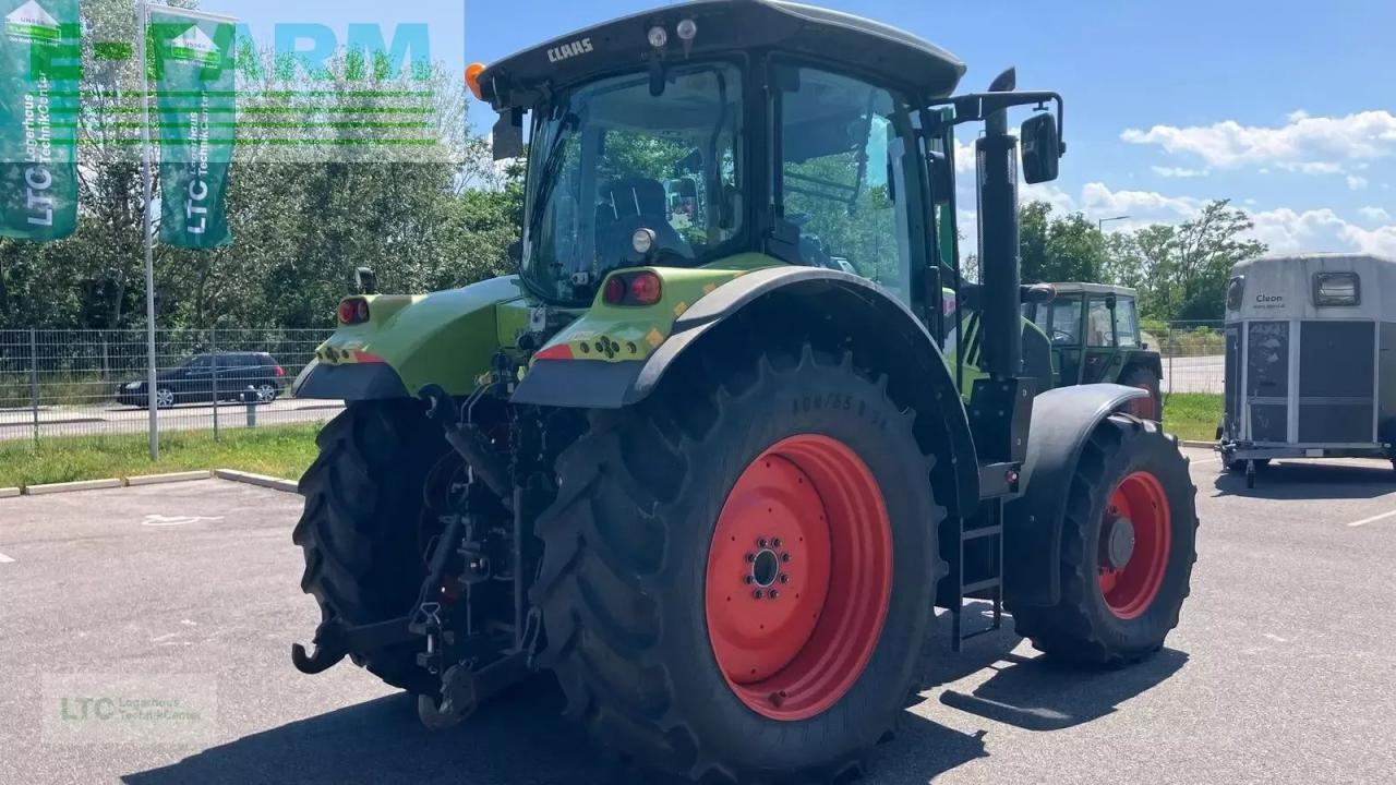 Farm tractor CLAAS arion 530