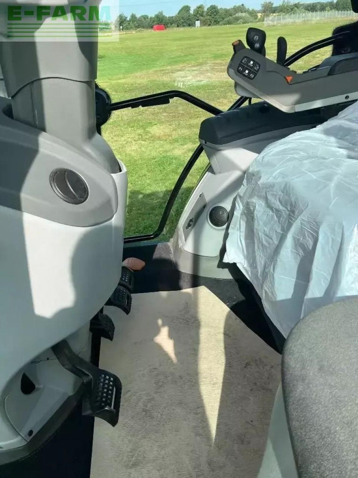 Farm tractor CLAAS arion 530 cis CIS