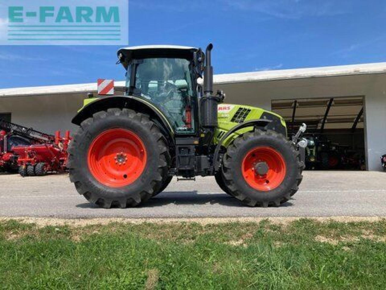 Farm tractor CLAAS arion 530 cmatic
