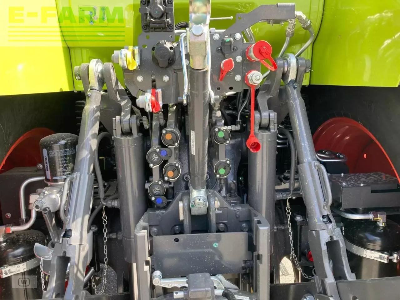 Farm tractor CLAAS arion 530 cmatic