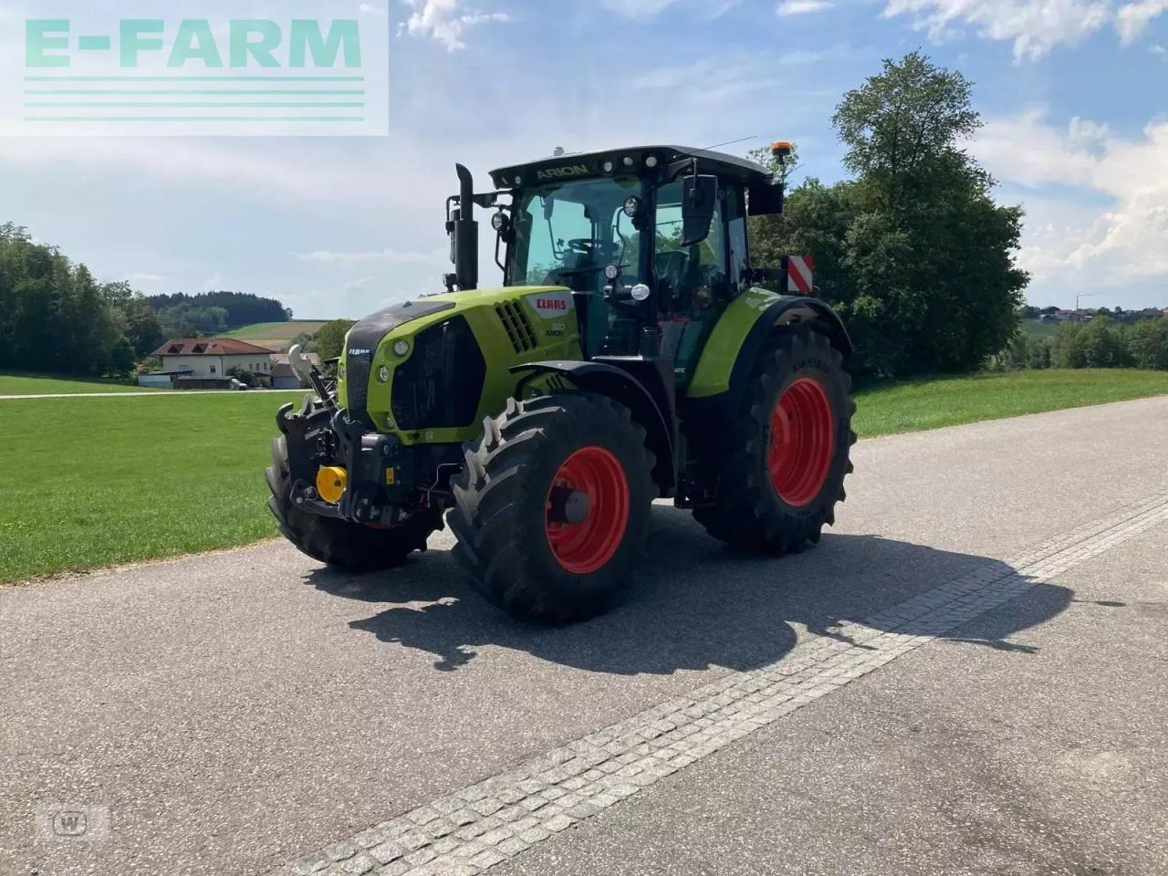 Farm tractor CLAAS arion 530 cmatic