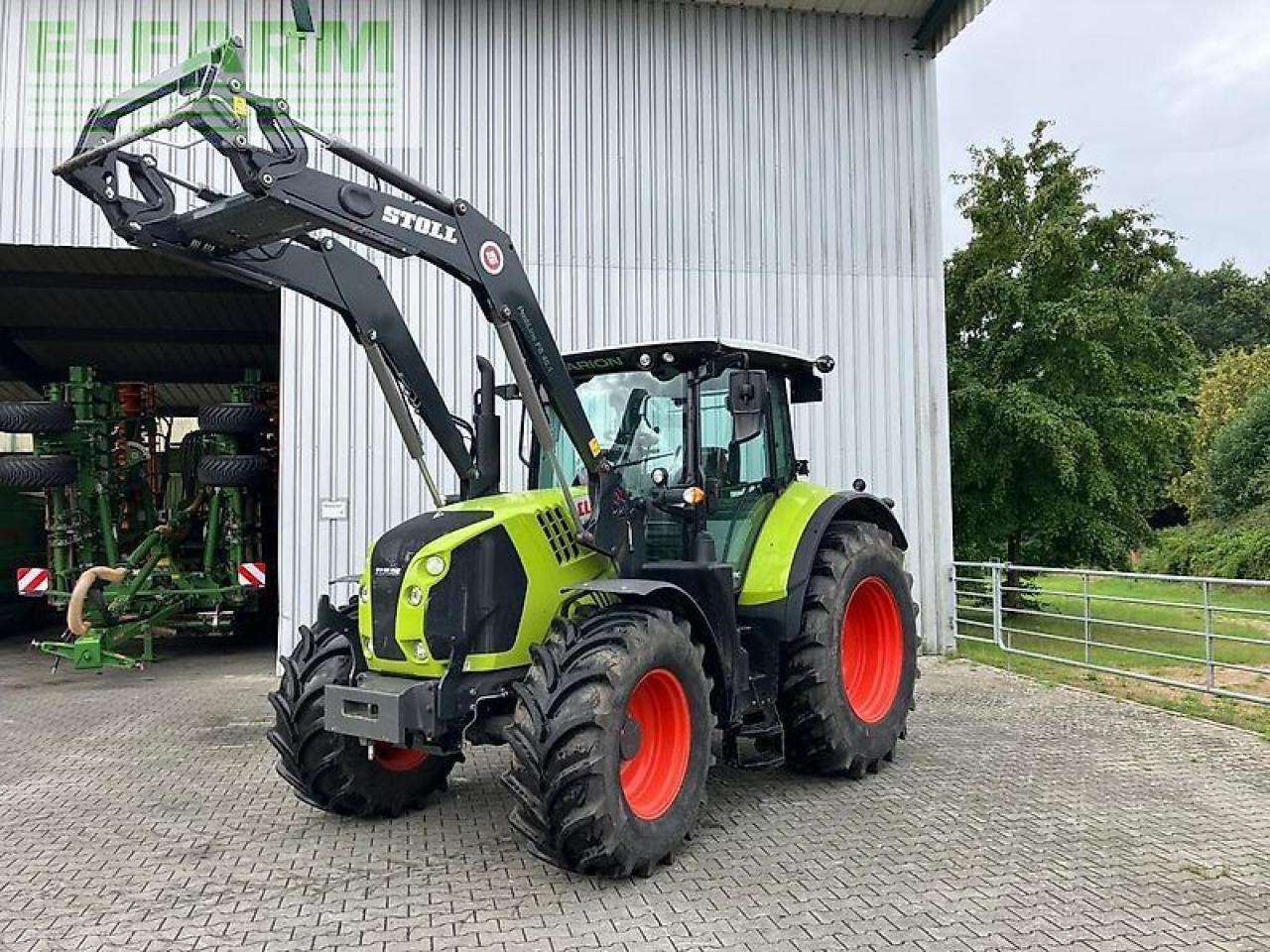 Farm tractor CLAAS arion 530 cmatic CMATIC