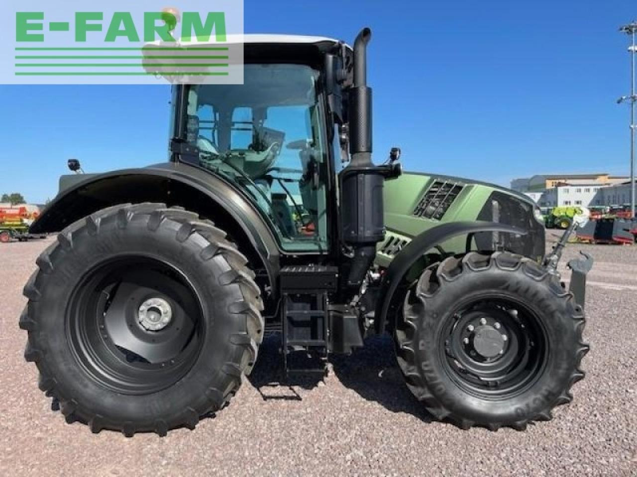 Farm tractor CLAAS arion 530 cmatic sur mesure