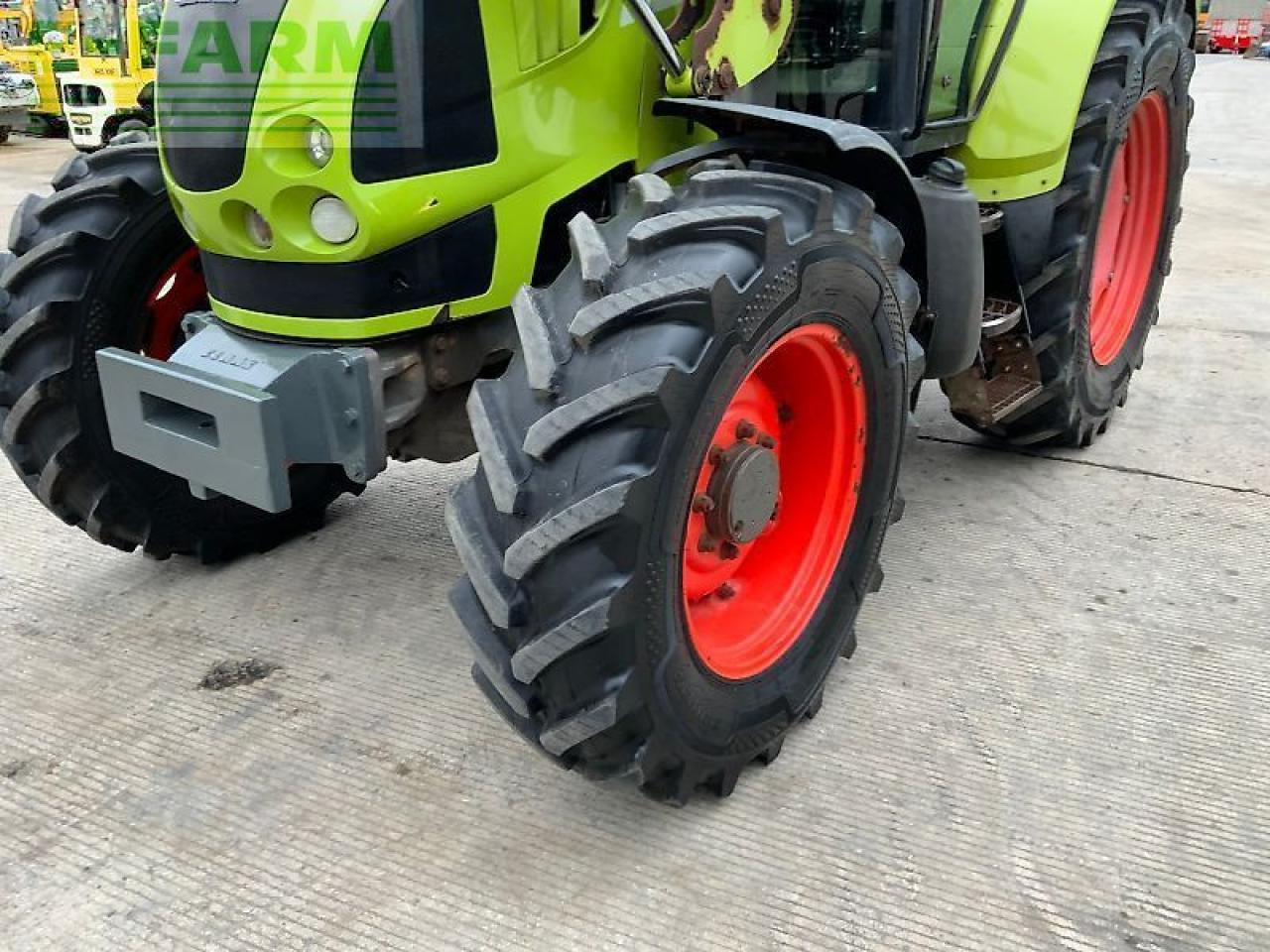 Farm tractor CLAAS arion 530 tractor (st24310)