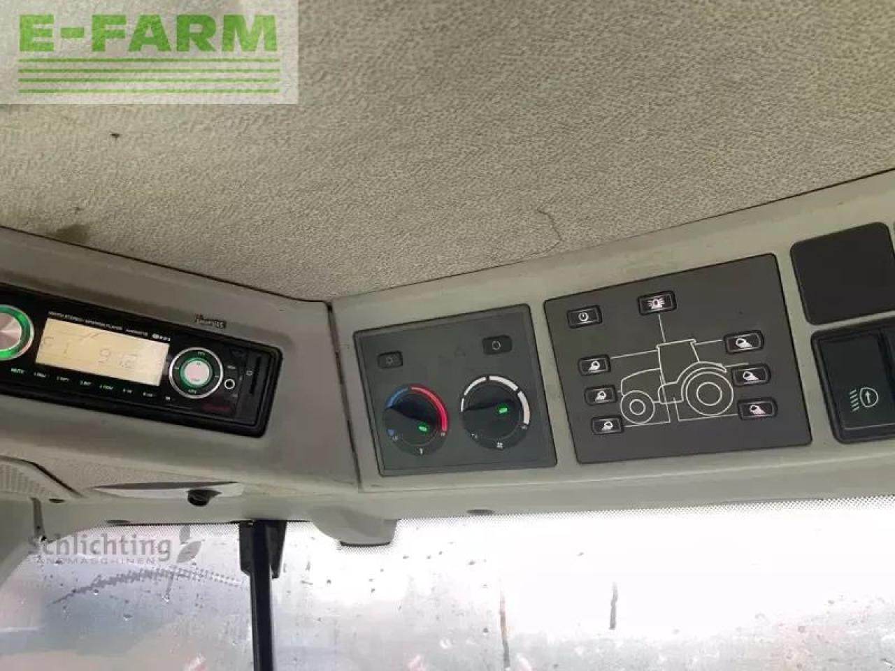 Farm tractor CLAAS arion 550