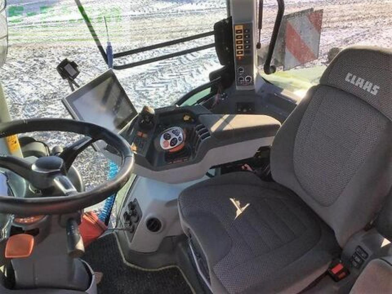 Farm tractor CLAAS arion 550 cmatic CMATIC