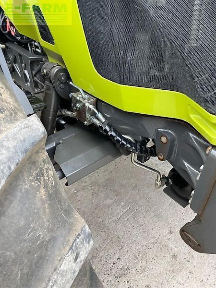 Farm tractor CLAAS arion 610