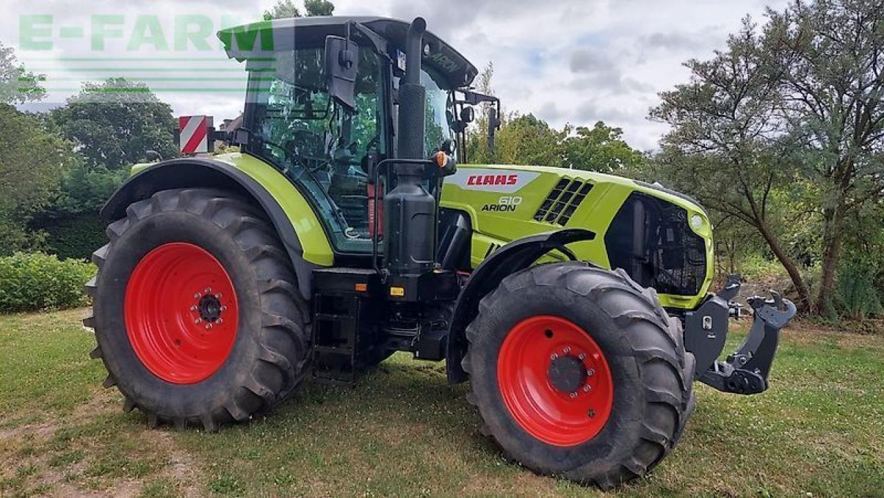 Farm tractor CLAAS arion 610