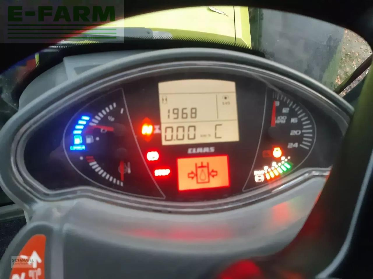 Farm tractor CLAAS arion 610