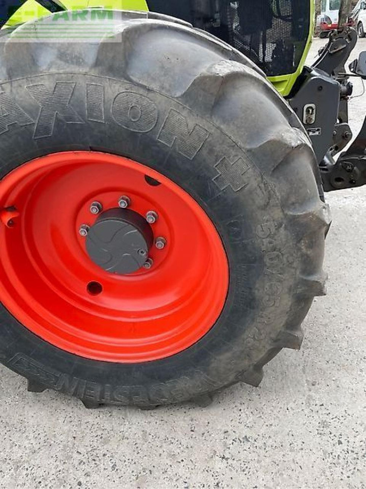 Farm tractor CLAAS arion 610