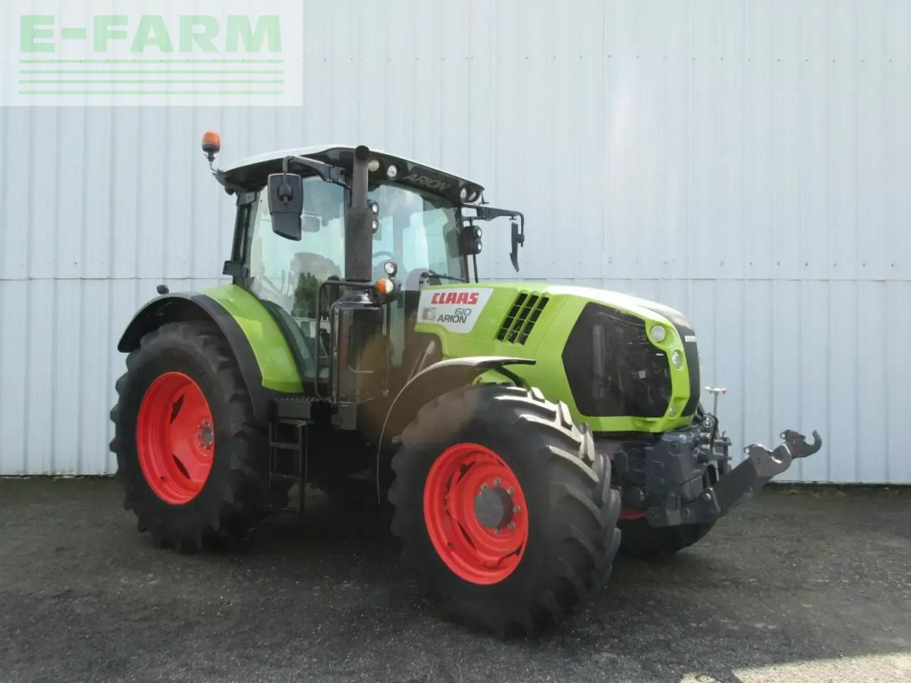 Farm tractor CLAAS arion 610 advance