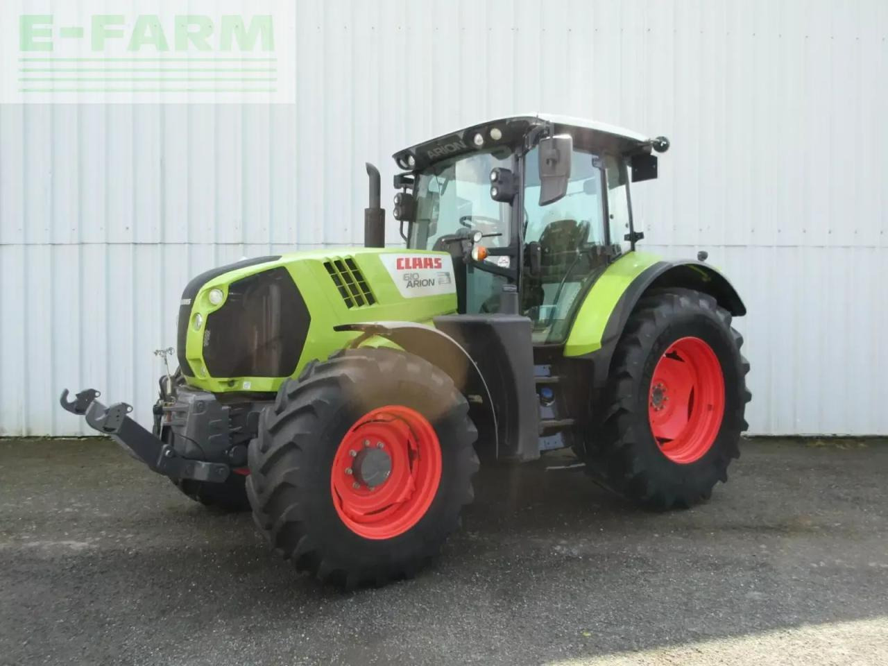 Farm tractor CLAAS arion 610 advance