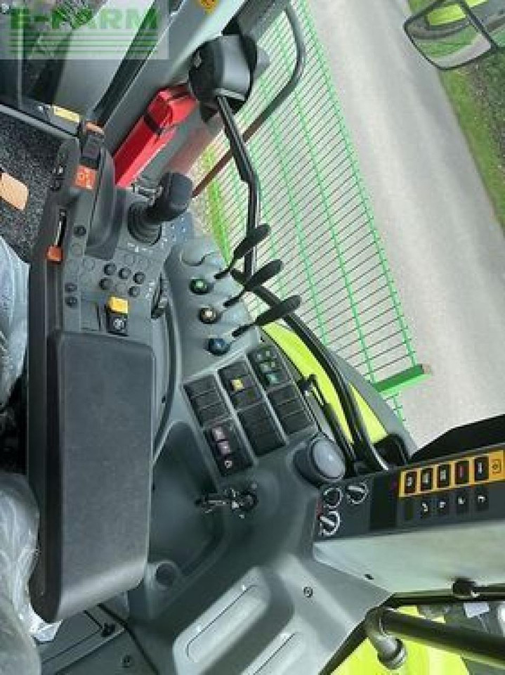 Farm tractor CLAAS arion 610 cis hexashift HEXASHIFT CIS
