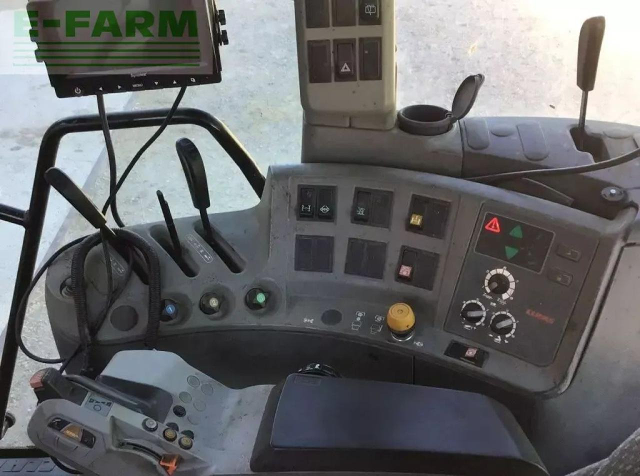 Farm tractor CLAAS arion 620