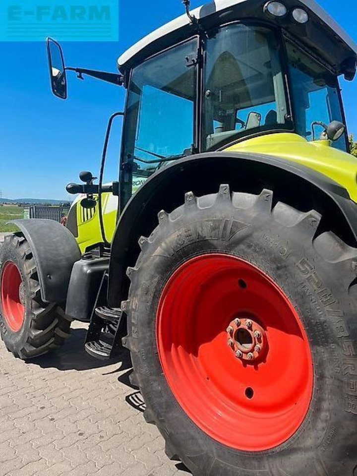 Farm tractor CLAAS arion 620