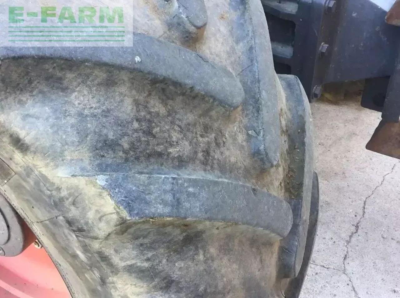 Farm tractor CLAAS arion 620