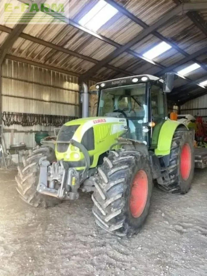 Farm tractor CLAAS arion 620