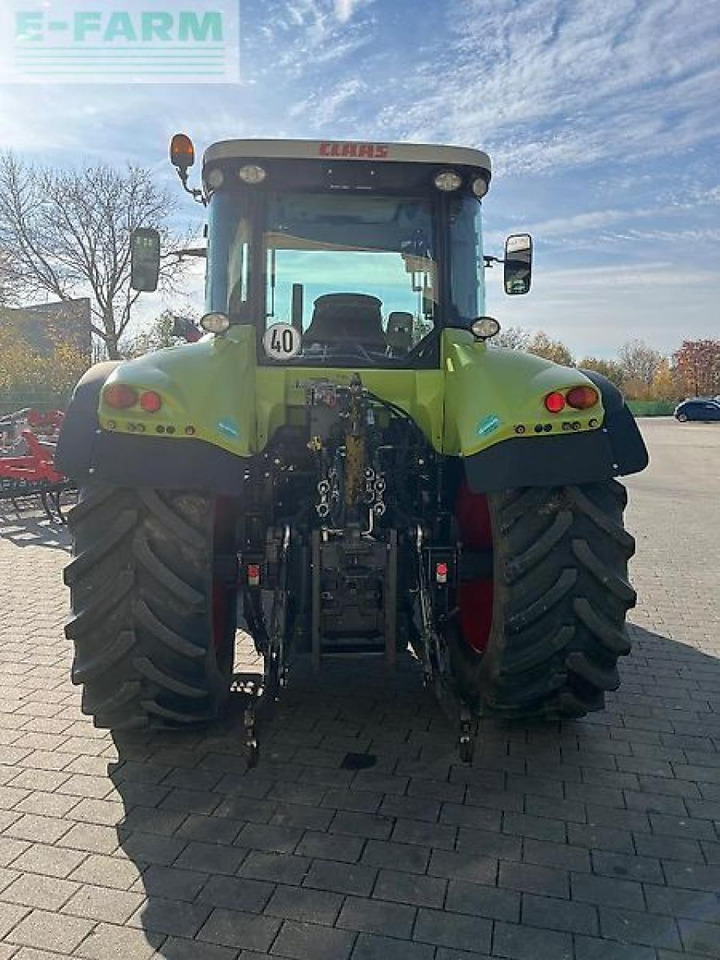 Farm tractor CLAAS arion 620