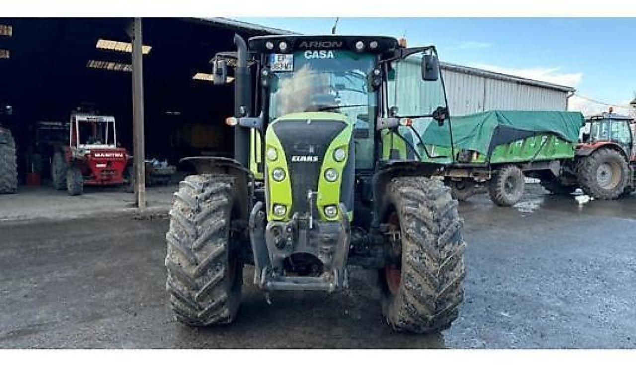 Farm tractor CLAAS arion 620