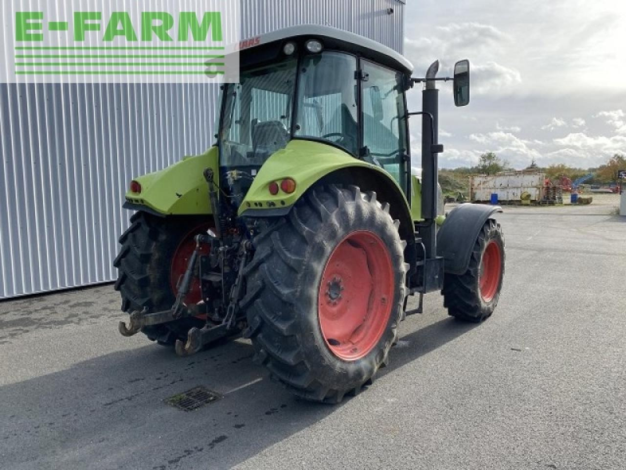 Farm tractor CLAAS arion 620