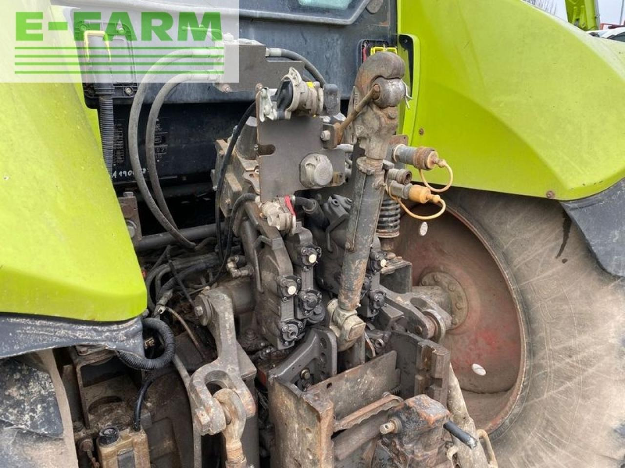Farm tractor CLAAS arion 620 cis