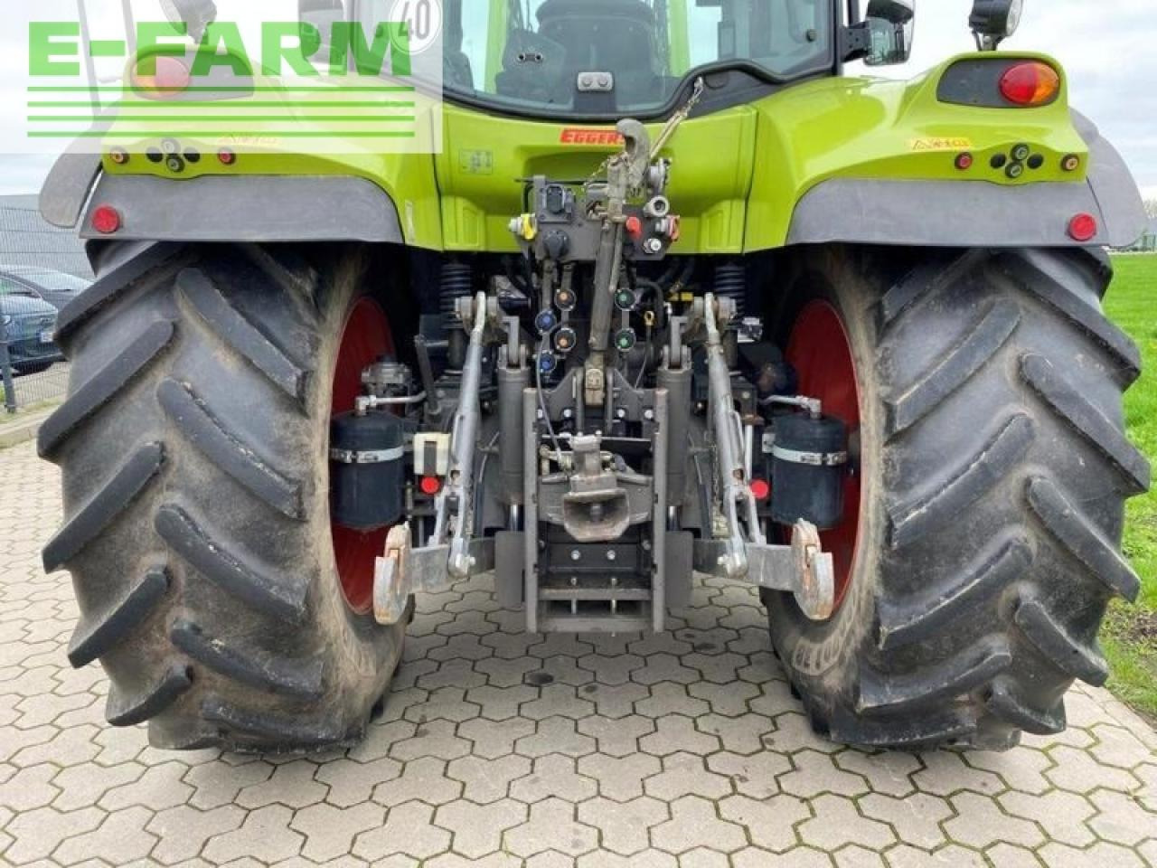 Farm tractor CLAAS arion 620 cis mit frontlader CIS