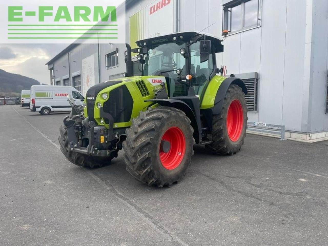 Farm tractor CLAAS arion 630