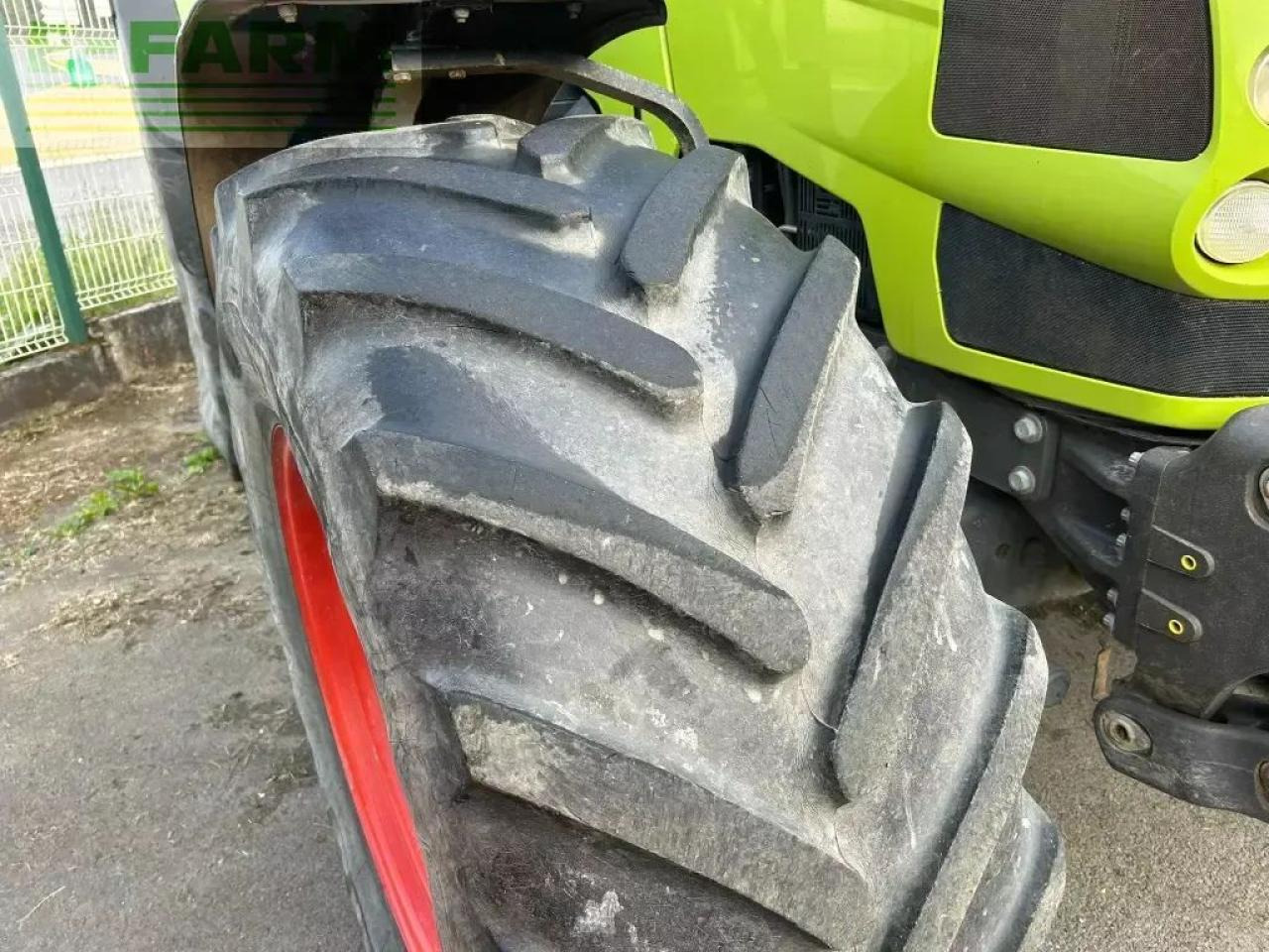 Farm tractor CLAAS arion 630