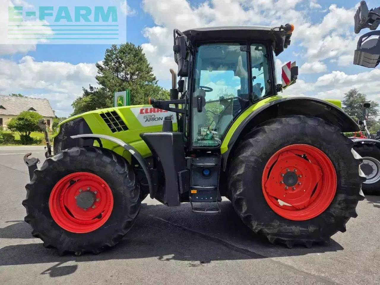 Farm tractor CLAAS arion 630 cebis CEBIS