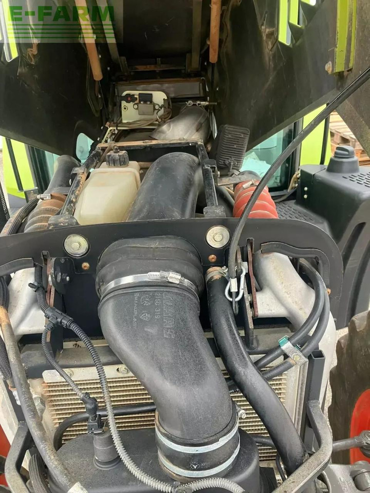 Farm tractor CLAAS arion 630 cis