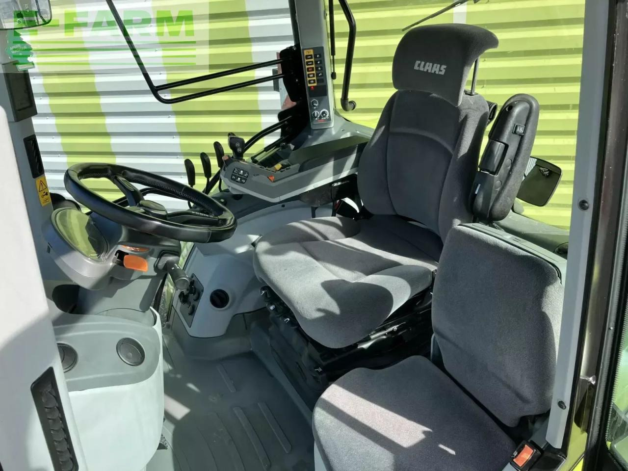 Farm tractor CLAAS arion 630 cis electropilot CIS