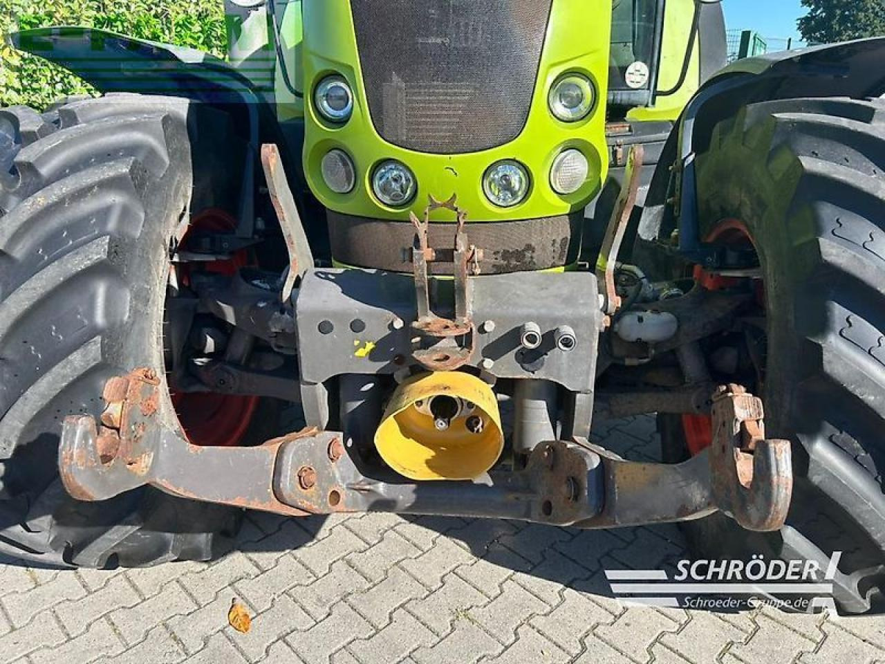 Farm tractor CLAAS arion 640