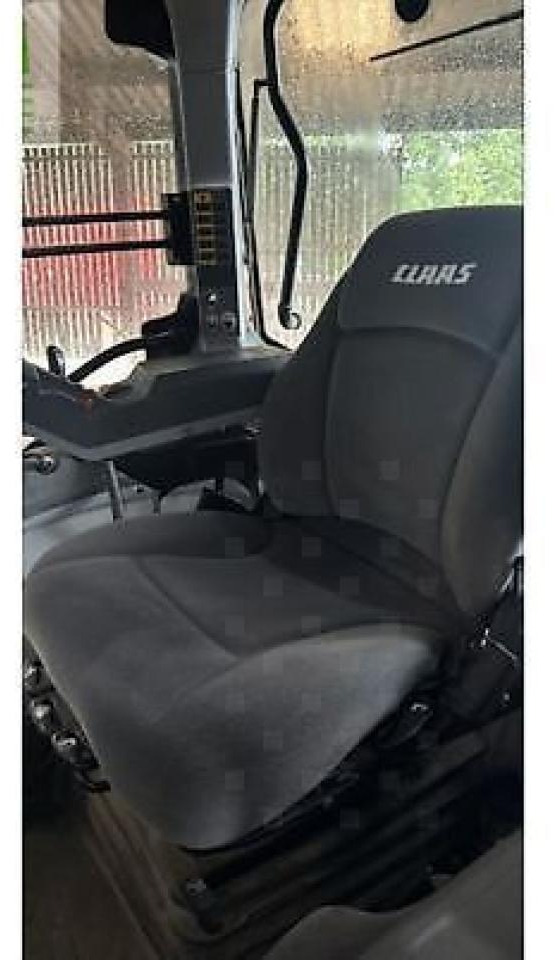 Farm tractor CLAAS arion 640 cis CIS