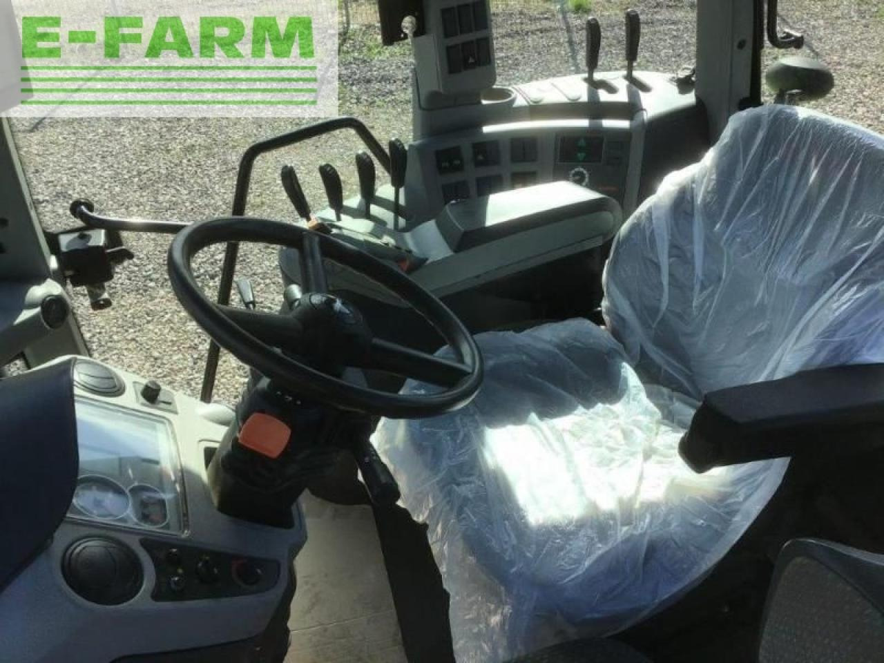 Farm tractor CLAAS arion 640 cis CIS