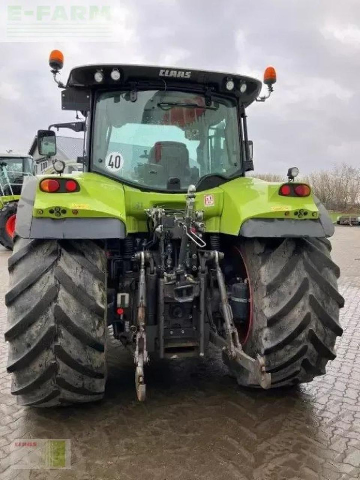 Farm tractor CLAAS arion 640 hexashift