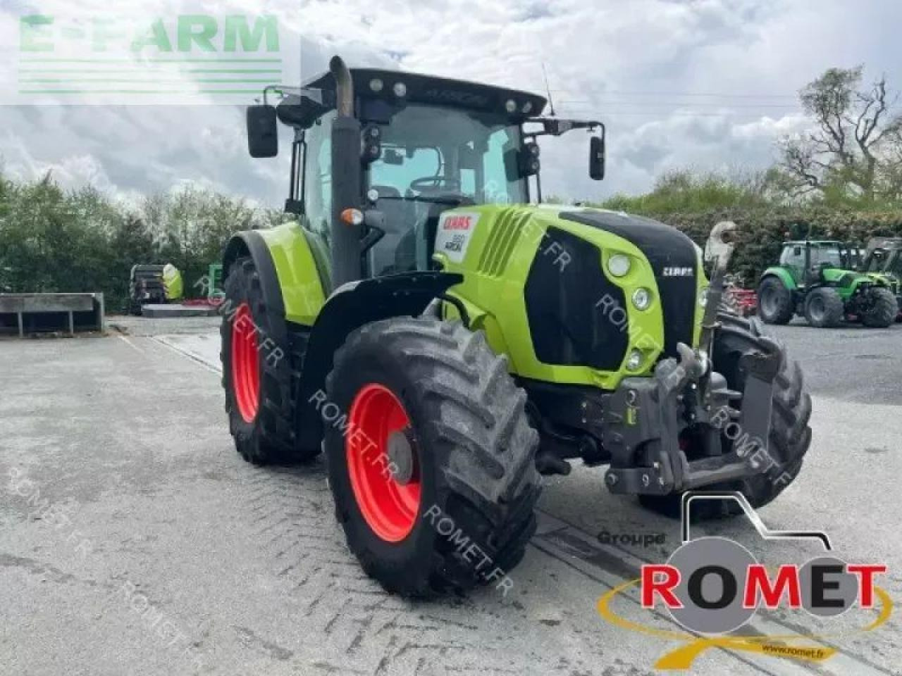 Farm tractor CLAAS arion 650