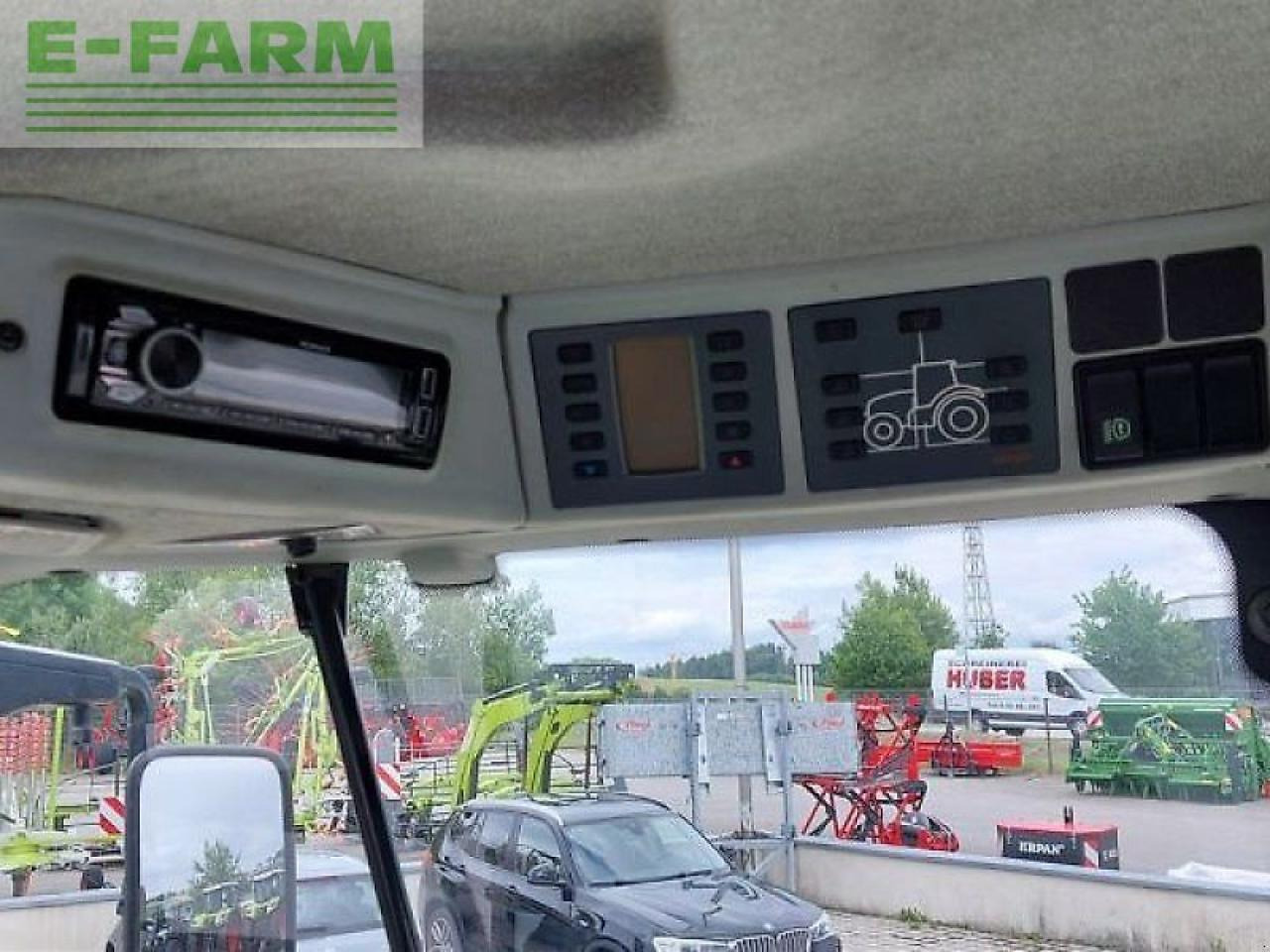 Farm tractor CLAAS arion 650