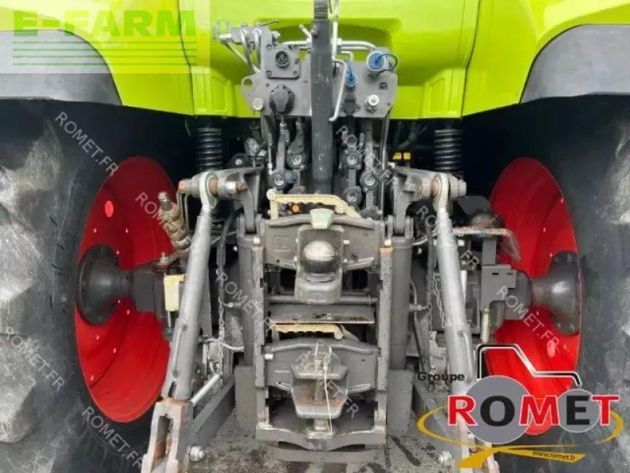 Farm tractor CLAAS arion 650