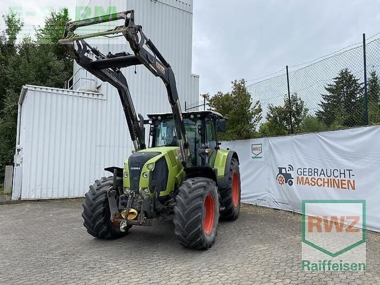 Farm tractor CLAAS arion 650