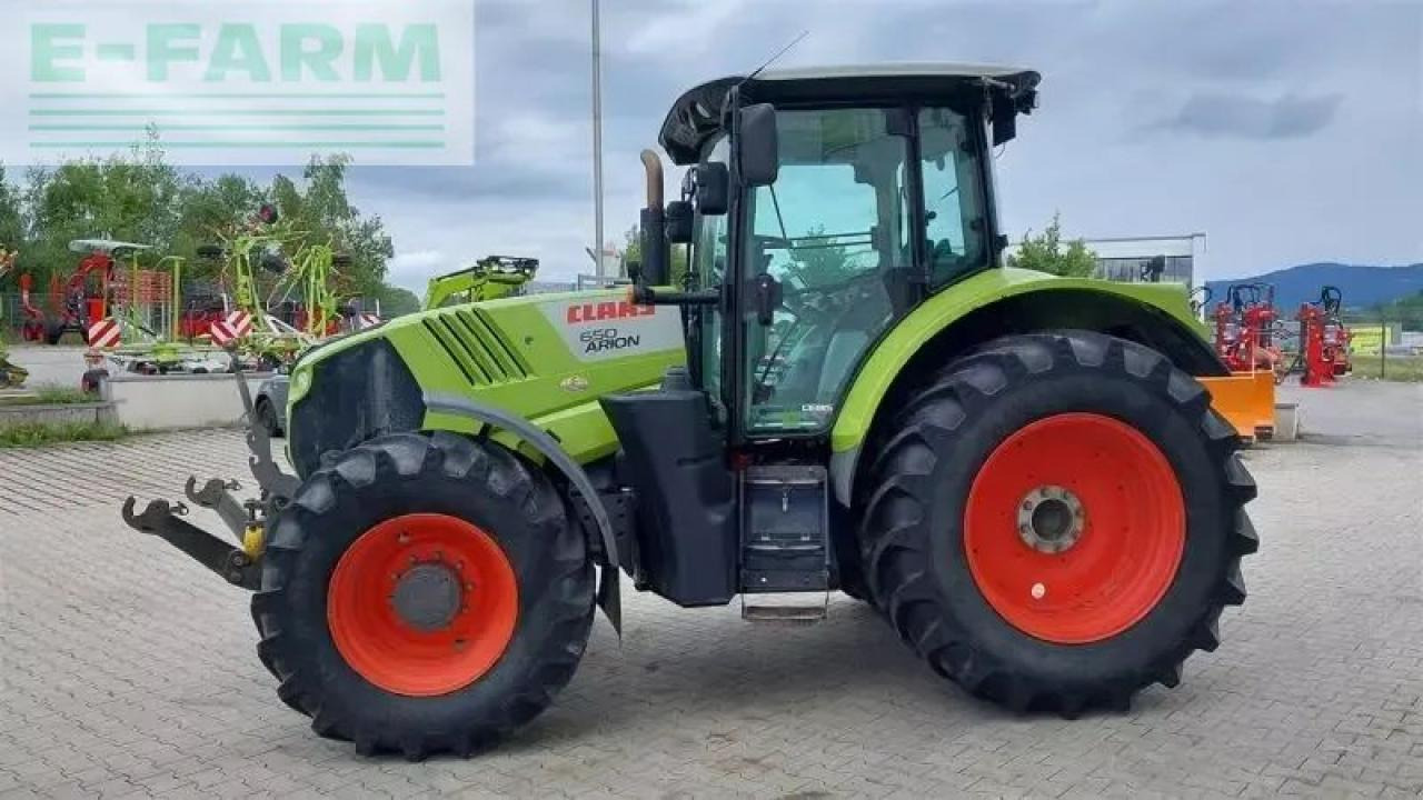 Farm tractor CLAAS arion 650