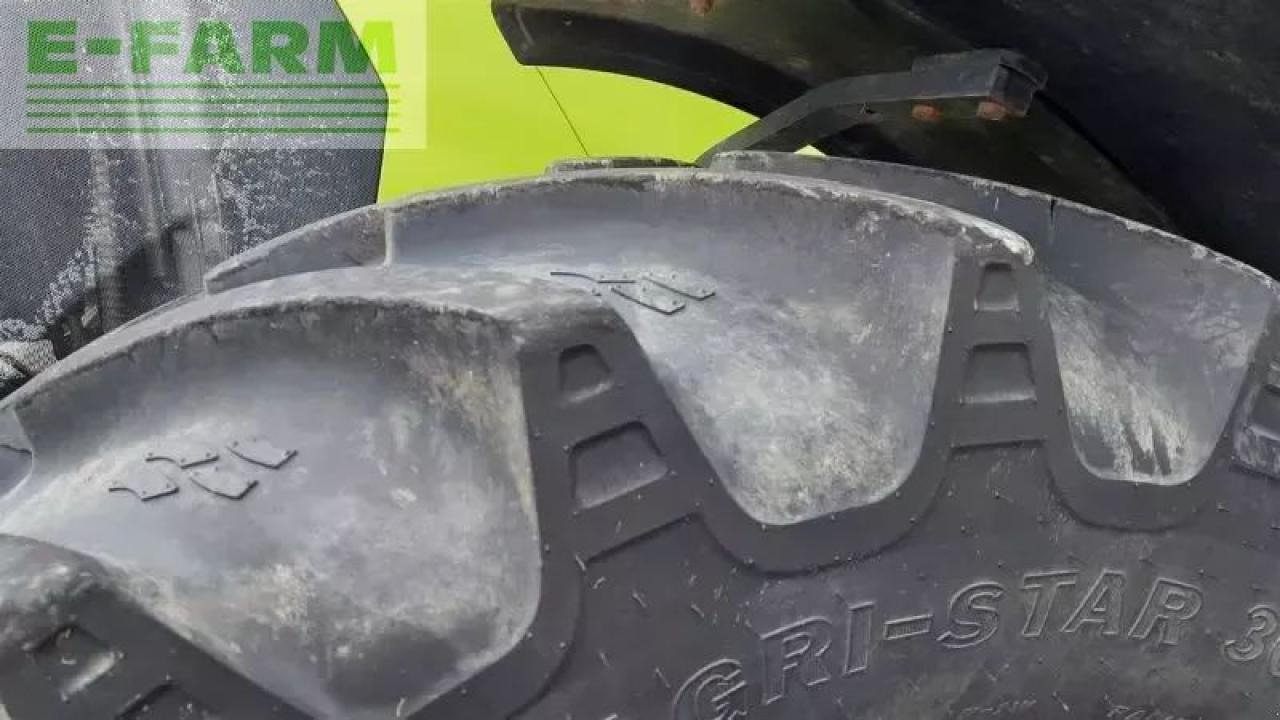 Farm tractor CLAAS arion 650