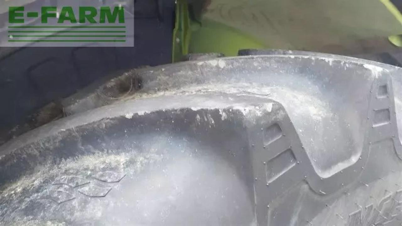 Farm tractor CLAAS arion 650