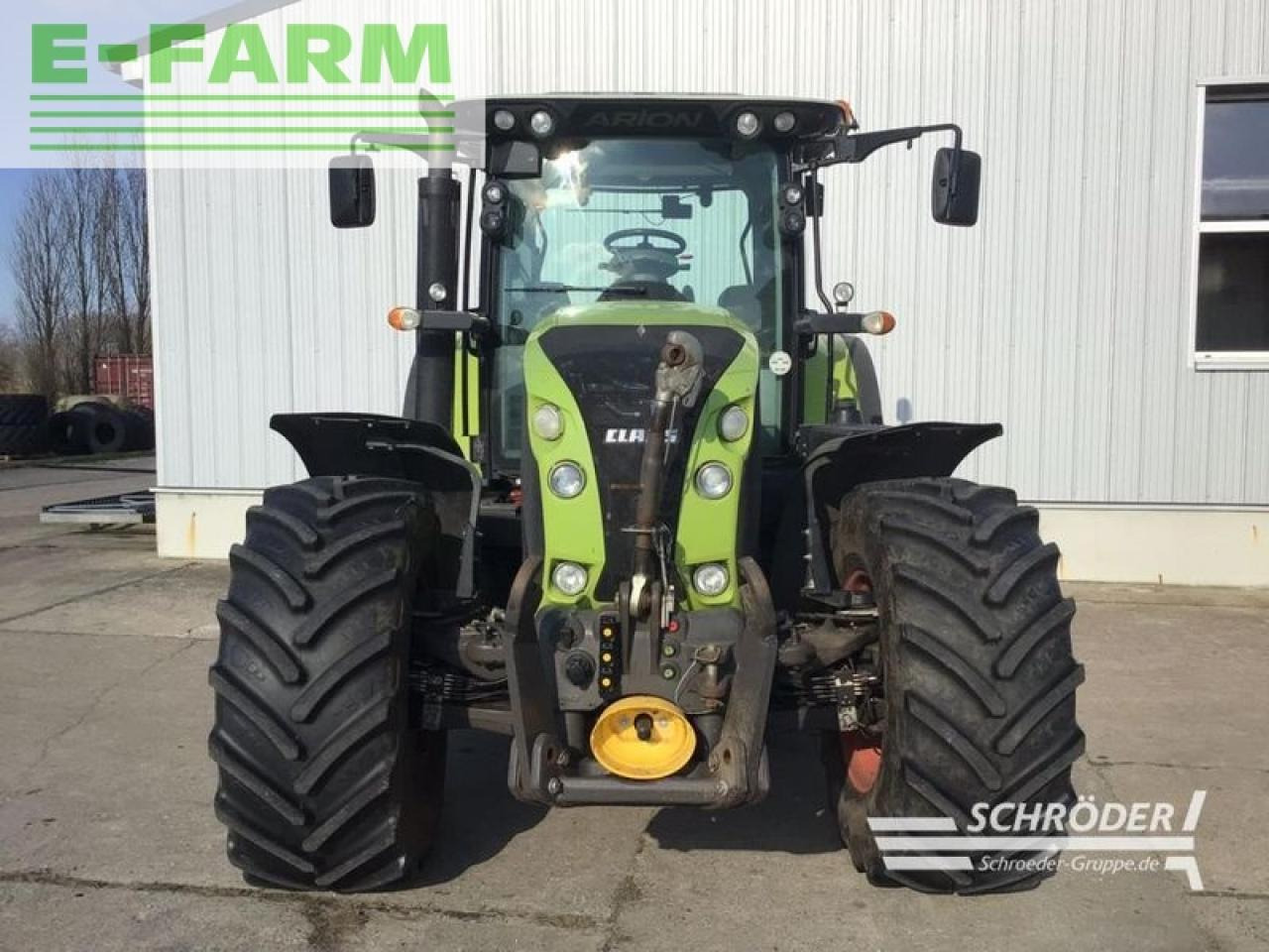 Farm tractor CLAAS arion 650