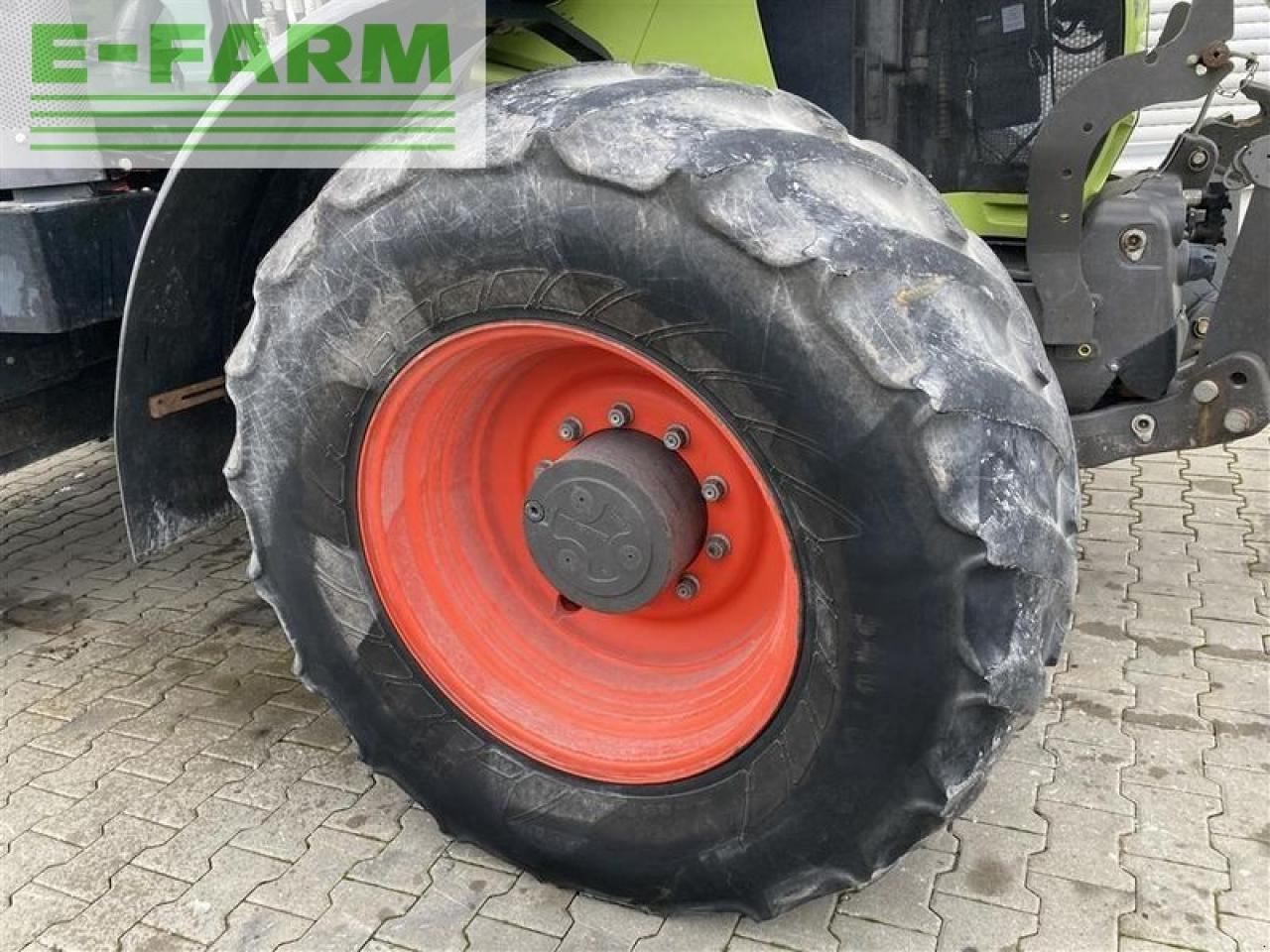 Farm tractor CLAAS arion 650 cebis