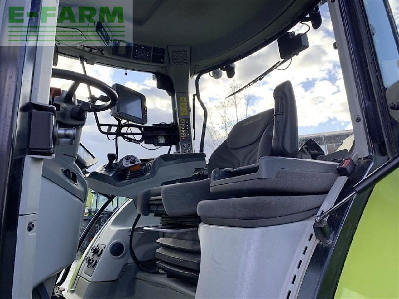 Farm tractor CLAAS arion 650 cebis CEBIS