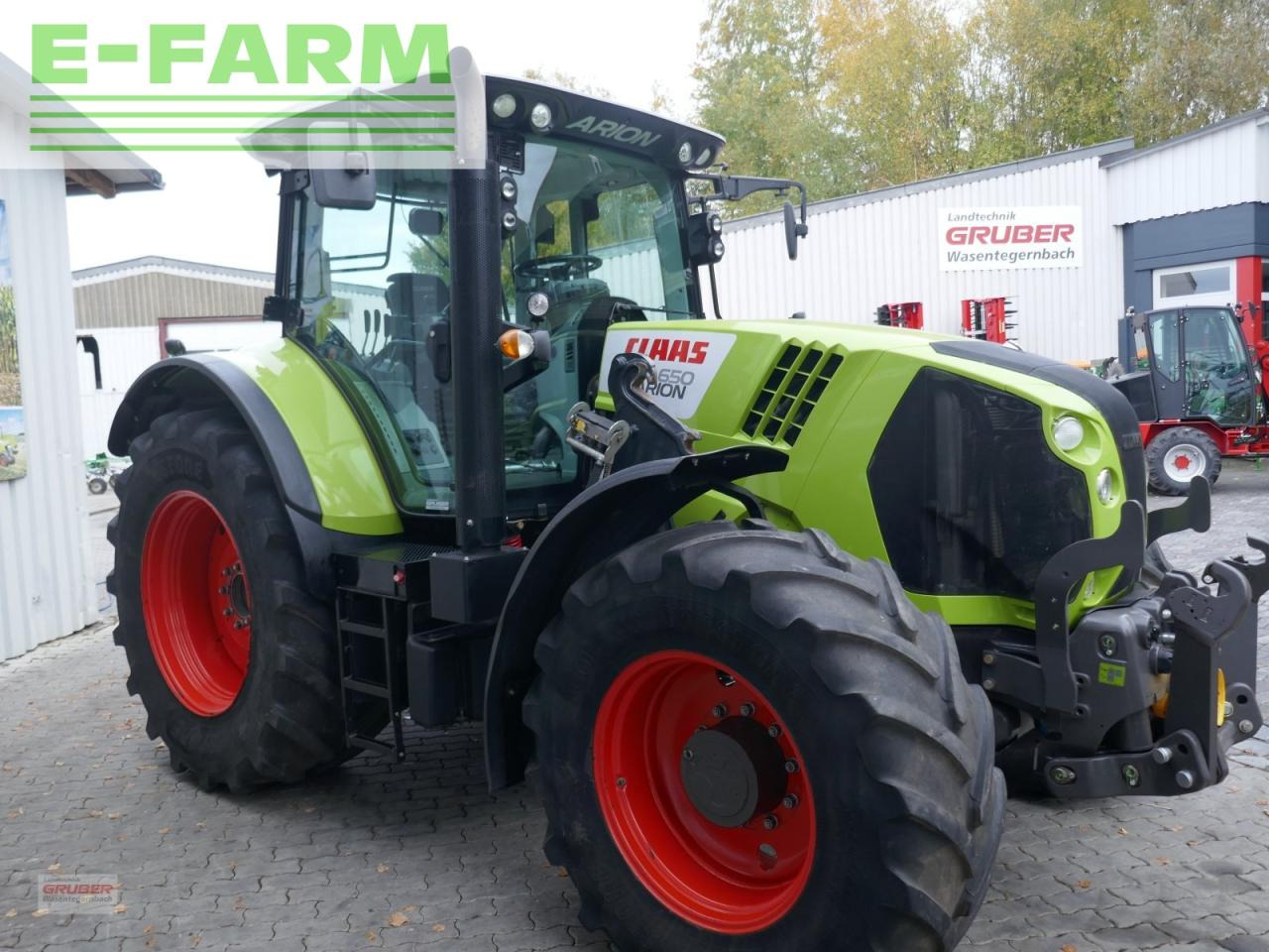 Farm tractor CLAAS arion 650 cis
