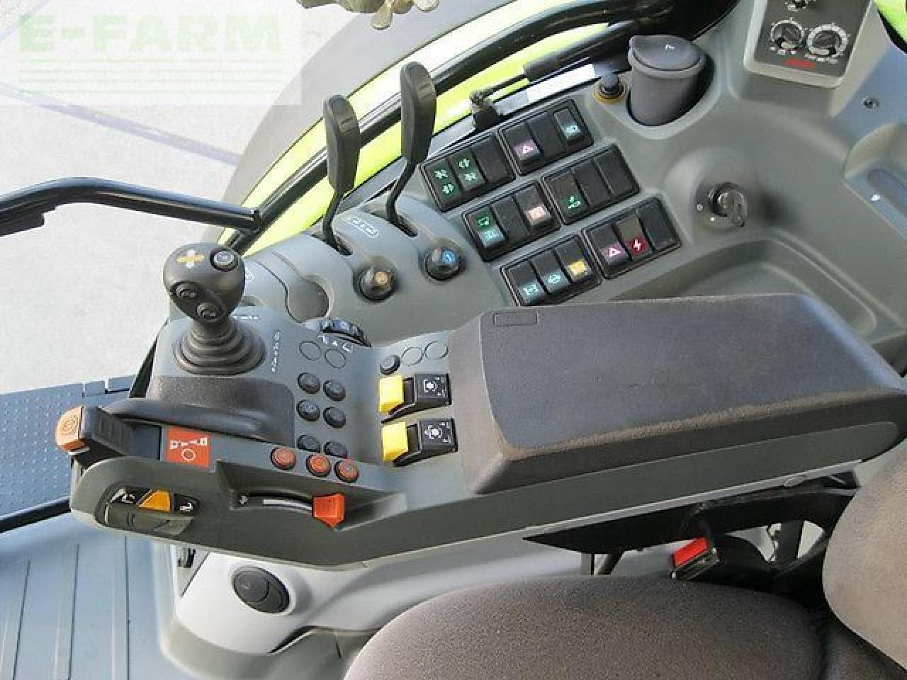 Farm tractor CLAAS arion 650 cis CIS