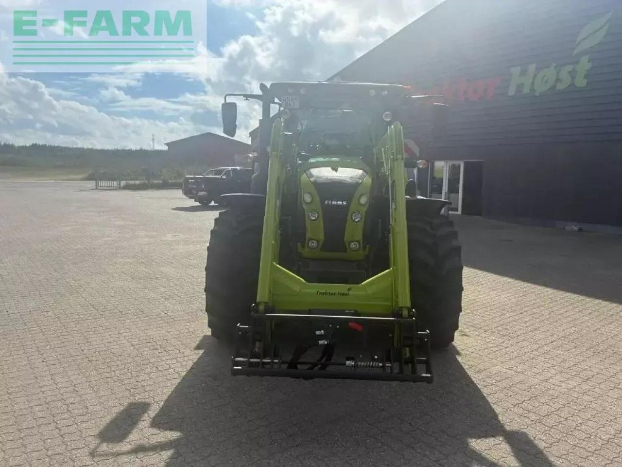 Farm tractor CLAAS arion 650 cis+ CIS+