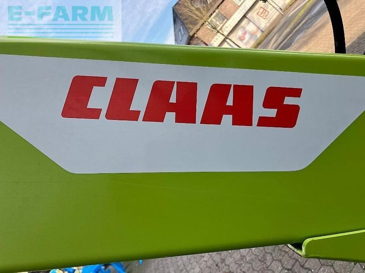 Farm tractor CLAAS arion 650 cis + fl140 CIS+